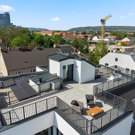 1 Min To Public Transport - 3 Min To Supermarket And Pharmacy - On-Site Parking For 19,90 Eur Wien Eksteriør billede