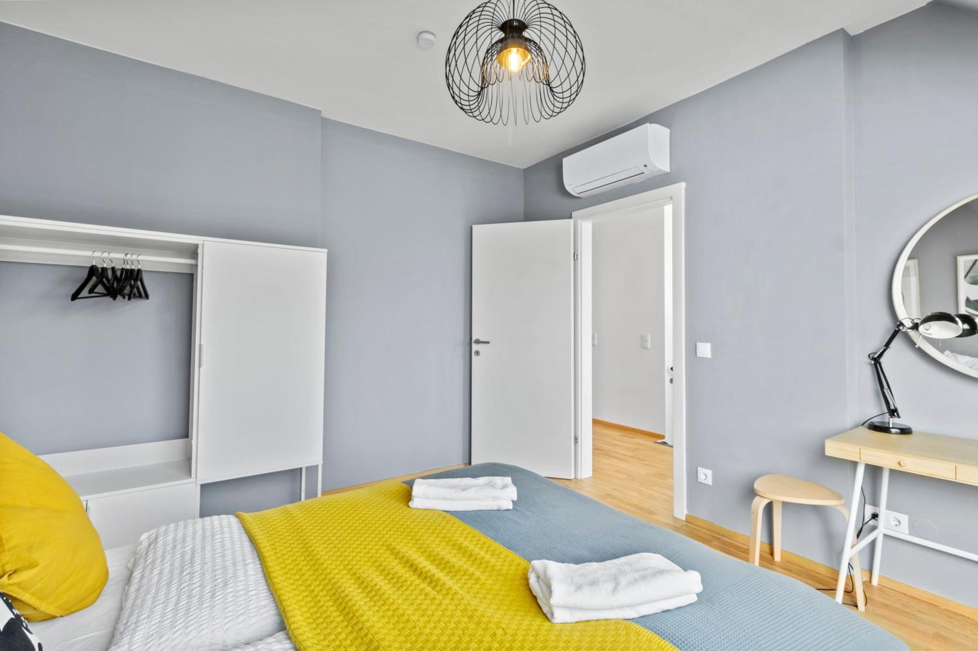 1 Min To Public Transport - 3 Min To Supermarket And Pharmacy - On-Site Parking For 19,90 Eur Wien Eksteriør billede