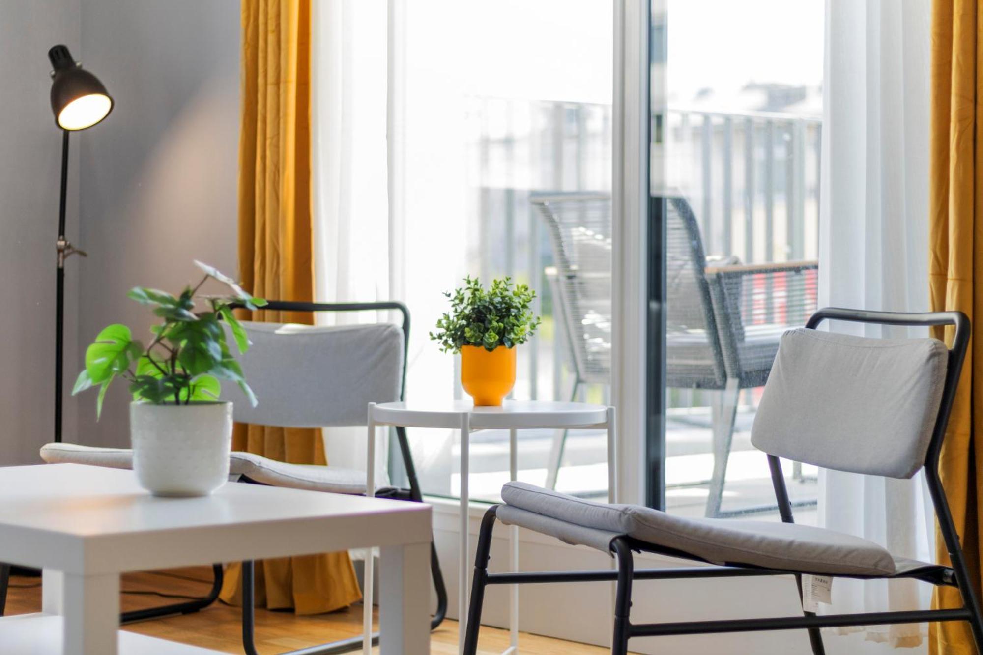 1 Min To Public Transport - 3 Min To Supermarket And Pharmacy - On-Site Parking For 19,90 Eur Wien Eksteriør billede